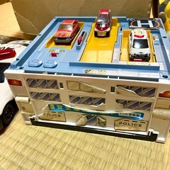 ジャンク品、劣化あり。トミカ、ミニカー類の画像