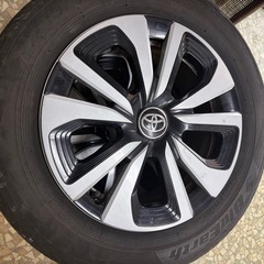 プリウス純正ホイールの画像