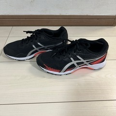 子供靴asics21cmの画像
