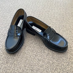 【受付終了】
ローファー　美品　23.5cm  レディースの画像