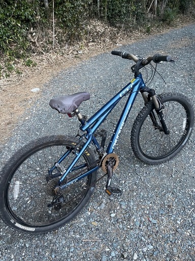★ マウンテンバイク　GT「CHUCKER」