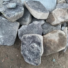 庭の石の画像