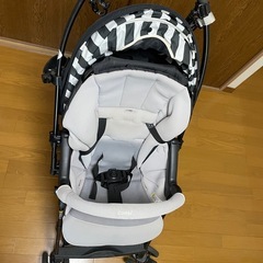Combiベビーカーの画像