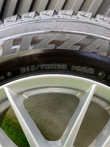 215/70R16  スタッドレスタイヤホイール4本セット➕チェーン