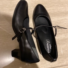 黒い革靴（就活用）の画像