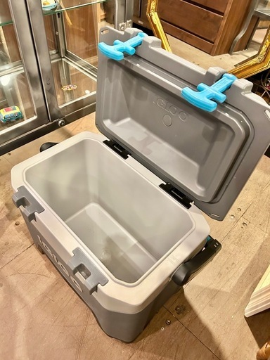 Igloo BMX 25 ハードクーラーボックス グレー　Igloo BMX Hard Coolers イグルーBMXハードクーラー 