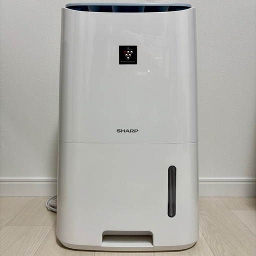 お渡し予定
【値下げ歓迎】衣類乾燥　除湿機　SHARP プラズマクラスター7000 CV-H71