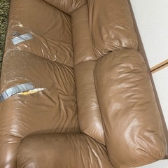 破れてしまっているソファお譲りしますの画像