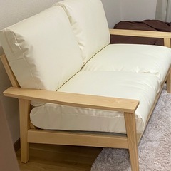 北欧風インテリア　ソファの画像