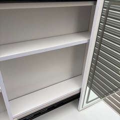 組み立てドレッサーの画像