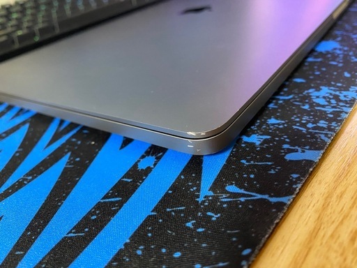 Macbook pro 2019 16インチi9 16Gb 1Tb