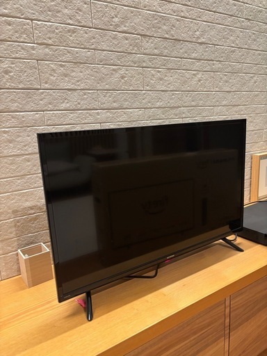 アイリスオーヤマ　テレビ　32型