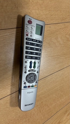シャープ　フルハイビジョン液晶テレビ　 LC-37GX3W