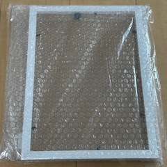 【新品】benriia A4 壁掛けフレーム ホワイトの画像