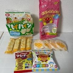 済）赤ちゃんおやつ付き】おもちゃ　ラトル　布絵本の画像