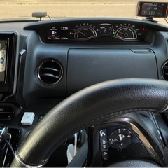 HONDA N-BOX customの画像