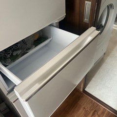 【2024年製/极美品】三菱 冷凍冷蔵庫 272L MR-CX27K-W（使用期間1年未満）の画像