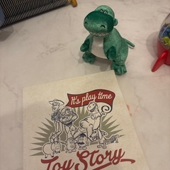トイストーリー　キャンパスボード　ぬいぐるみ　おもちゃの画像