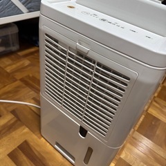 IRIS OHYAMA 2022年製 除湿機 DCE-6515の画像