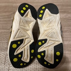 18cm 瞬足　スニーカー　運動靴の画像