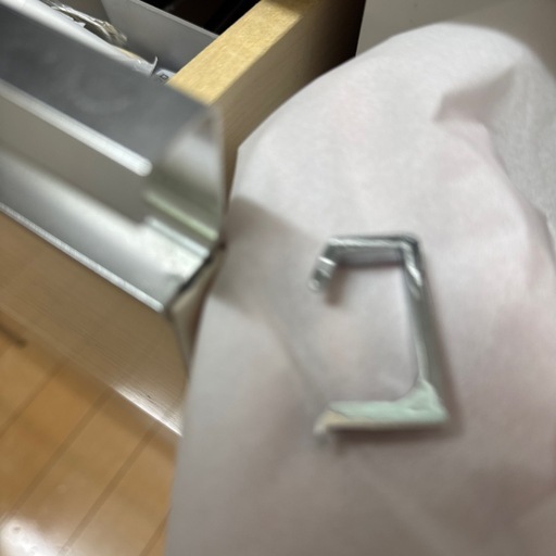 取引先決定　
食器棚