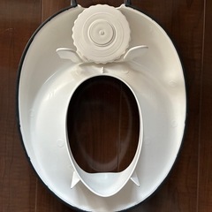 ベビービョルン　補助便座　トイトレ　トイレの画像