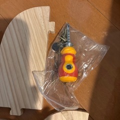 木材、回転式本棚の一部の画像