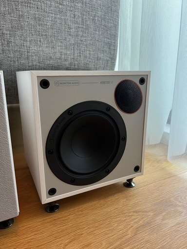 パッシブスピーカー　Monitor Audio Monitor50