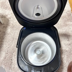 炊飯器の画像