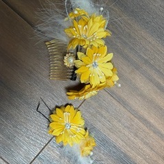 着物の髪飾りの画像