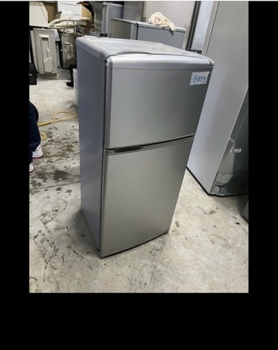 NO B859?福岡市内配送設置無料✨?アクア 109L 2ドア冷蔵庫（直冷式）アーバンシルバー【右開き】AQUA AQR-111E-