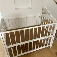 ベビーベッド　白　120cm×幅70cmの画像