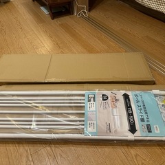 つっぱりポールスライド棚2つ
の画像