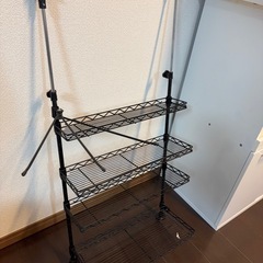 突っ張り式キッチンラック棚の画像