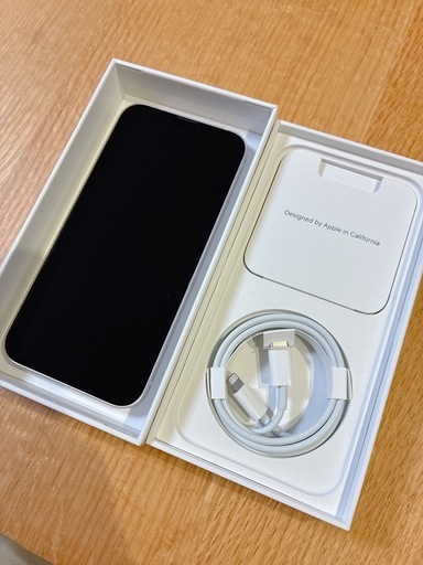 美品◇iPhone13 本体 128GB スターライト