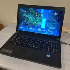 レノボＢ590ノートパソコンWindows11綺麗の画像