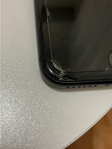 iPhone  ブラック  SIMロック解除済