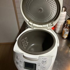 炊飯器（お譲り決定済み）の画像