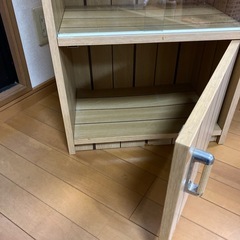 収納棚の画像
