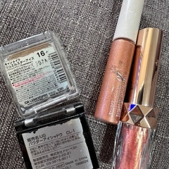 今週処分！アイシャドウ4点 NOVスキンクリームの画像