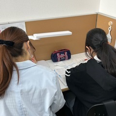 【祝い金2万円❗️】中高一貫校を卒業される新大学生大歓迎❗️座ってできる仕事です❗️の画像