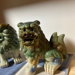 獅子の置物の画像