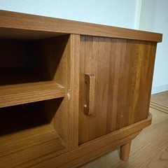 テレビ台の画像