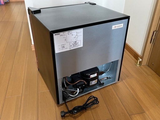 【美品】1ドア冷蔵庫　46L 2024年製
