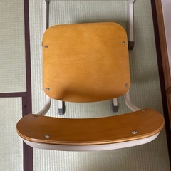 【①美品　在庫4】　新JIS  軽量　学校　机椅子　スクール　デスク　チェア の画像