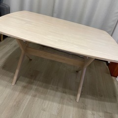 ニトリ　ダイニングテーブル　120cm幅　の画像