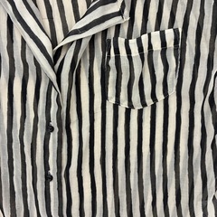 薄手のシャツの画像