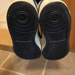 NIKE ミドルスニーカーの画像