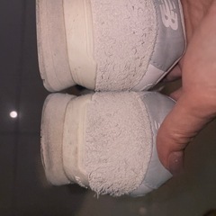 ニューバランススニーカーの画像