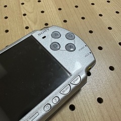 【レトロゲーム】PSP2000本体【まだ決まってません】の画像